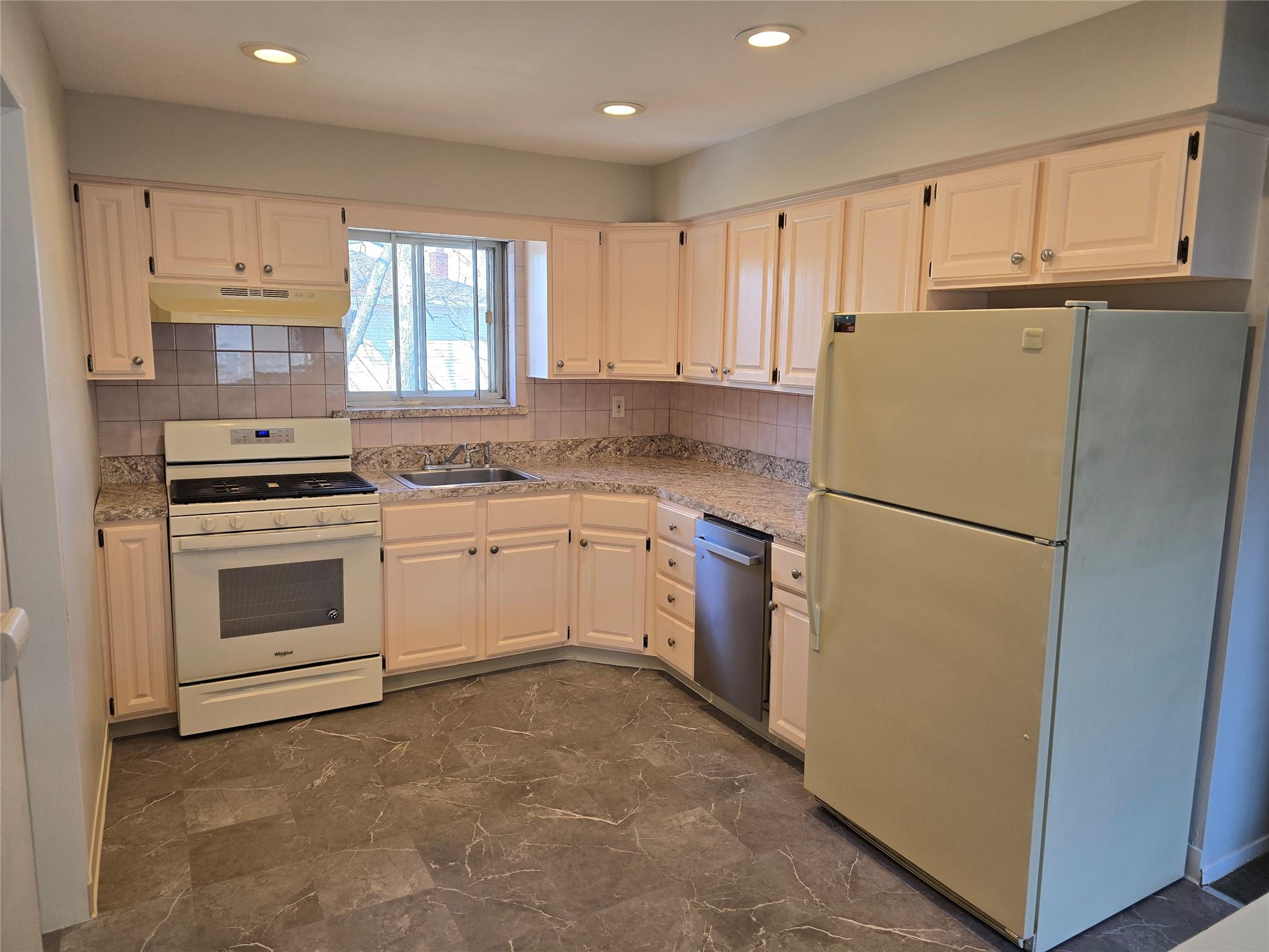 1010 Hempstead Avenue, West Hempstead, New York image 13