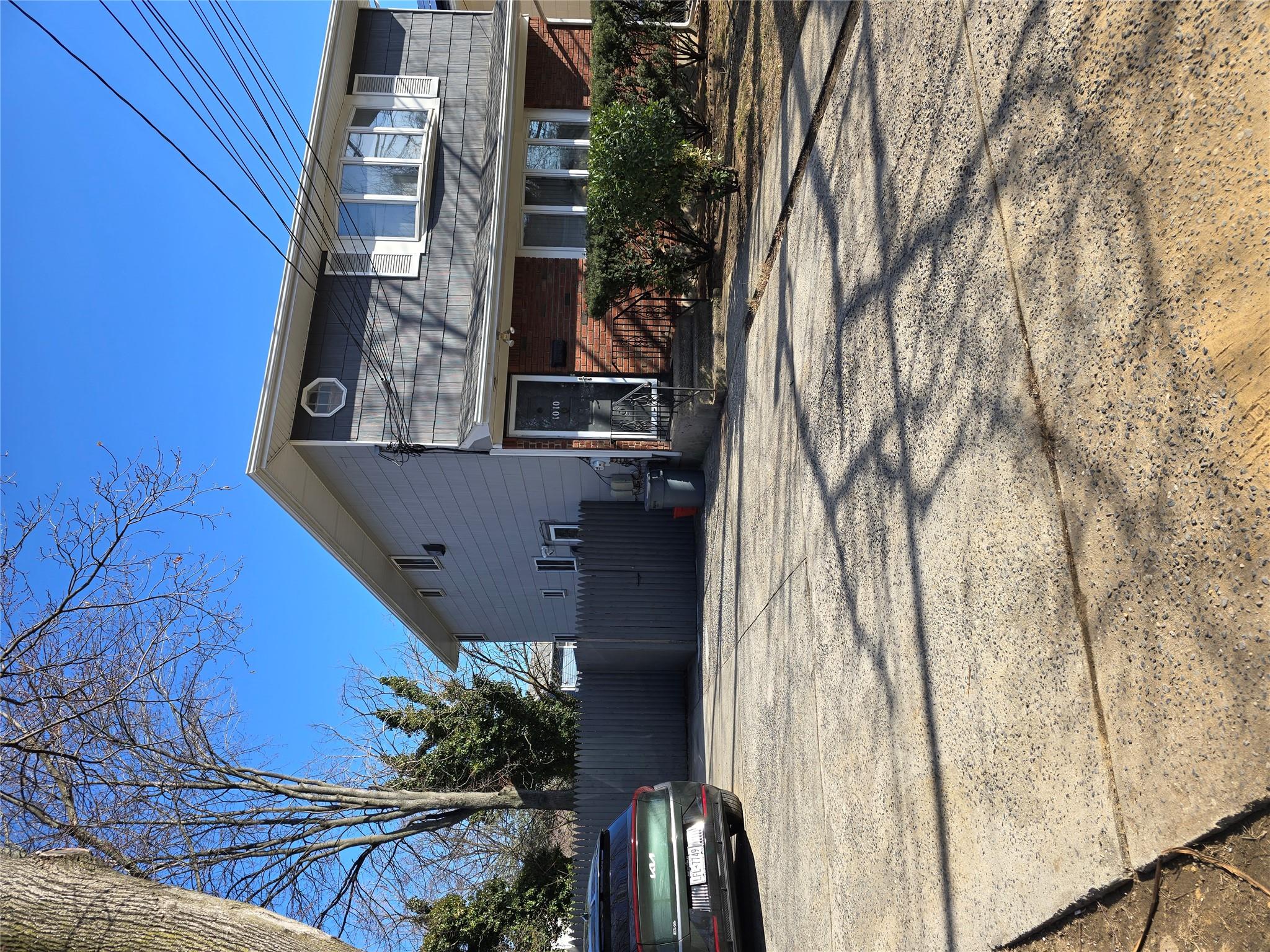1010 Hempstead Avenue, West Hempstead, New York image 2
