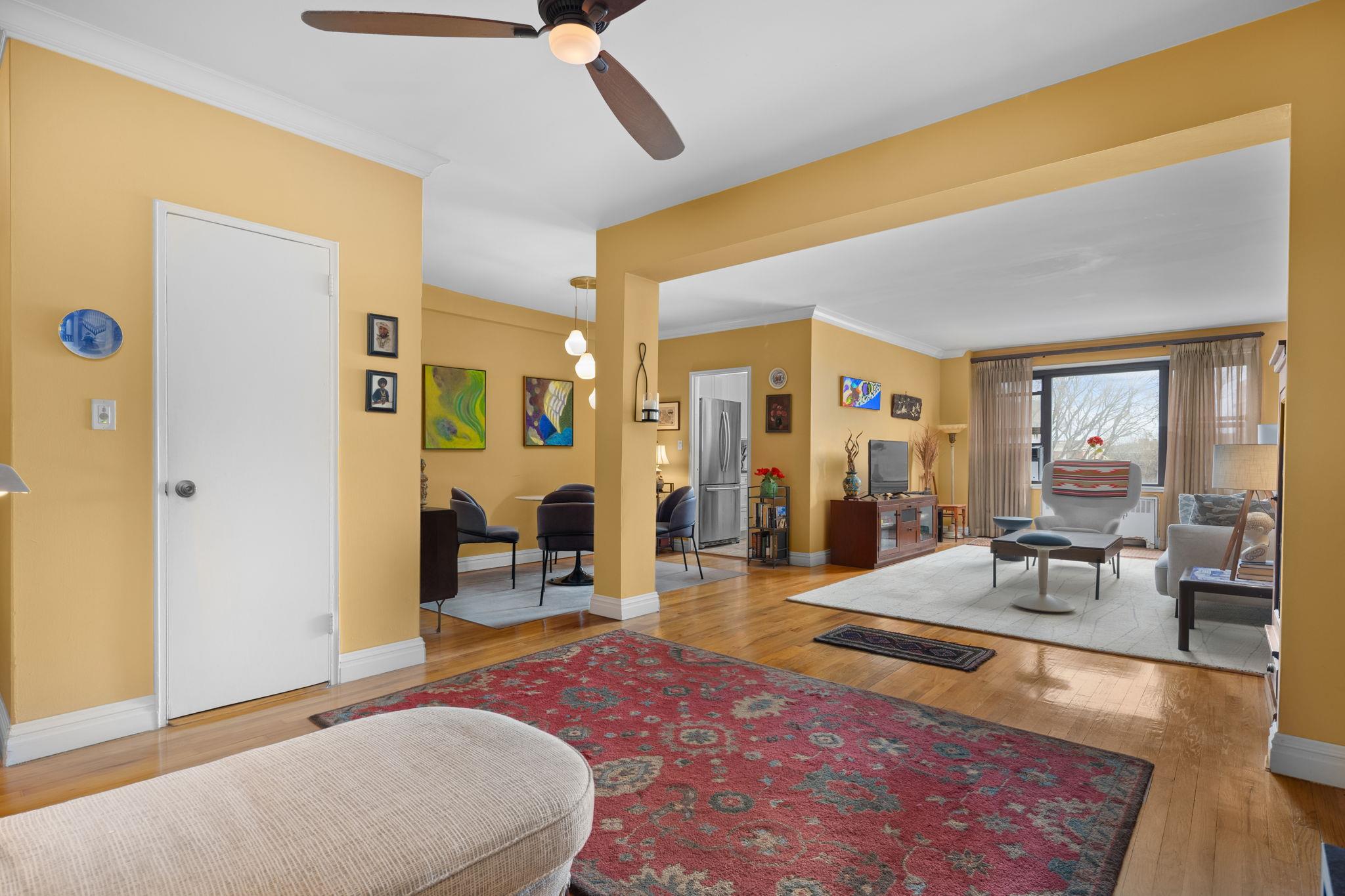 325 Main Street #5C, White Plains, New York image 2
