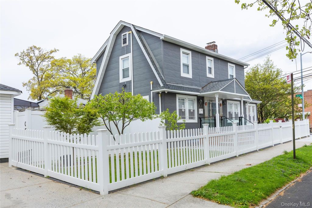 Photo of 32-02 Murray Lane, Flushing, NY 11354 (MLS # 987864)