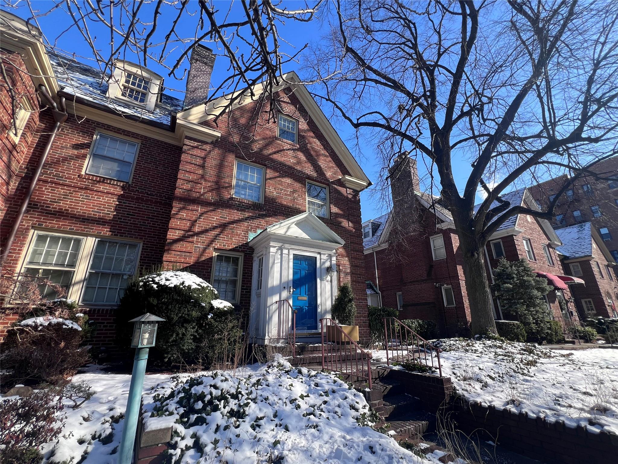 34-41 84 Street, Jackson Heights, New York image 5