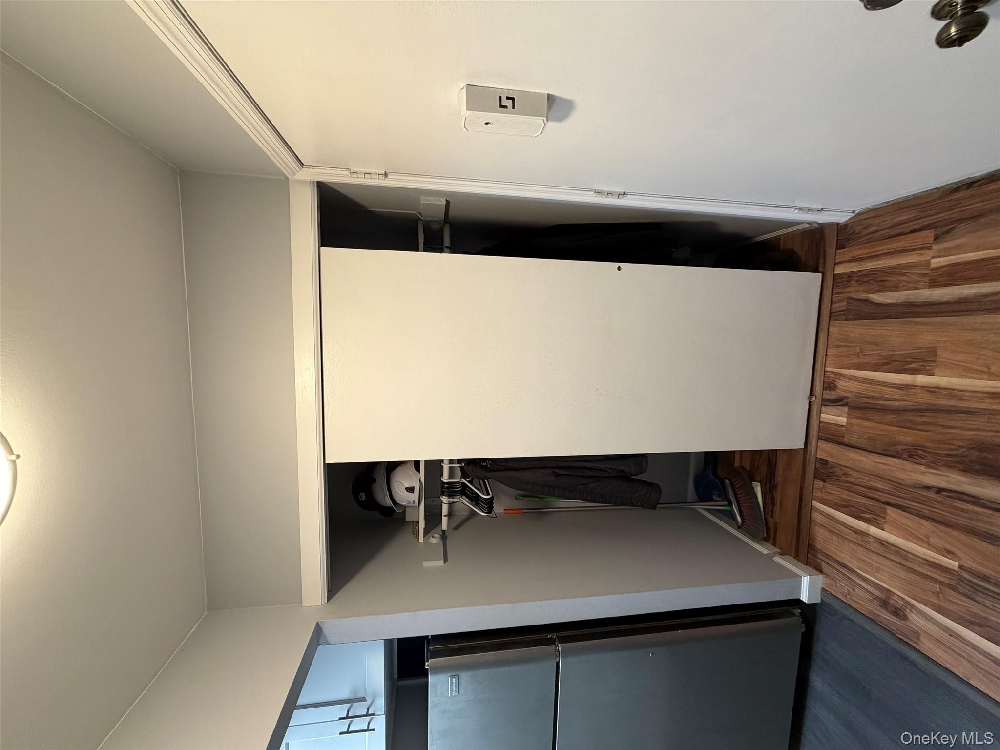 Fishkill, New York 12508, United States, 1 Bedroom Bedrooms, ,1 BathroomBathrooms,Residential,Active,226462