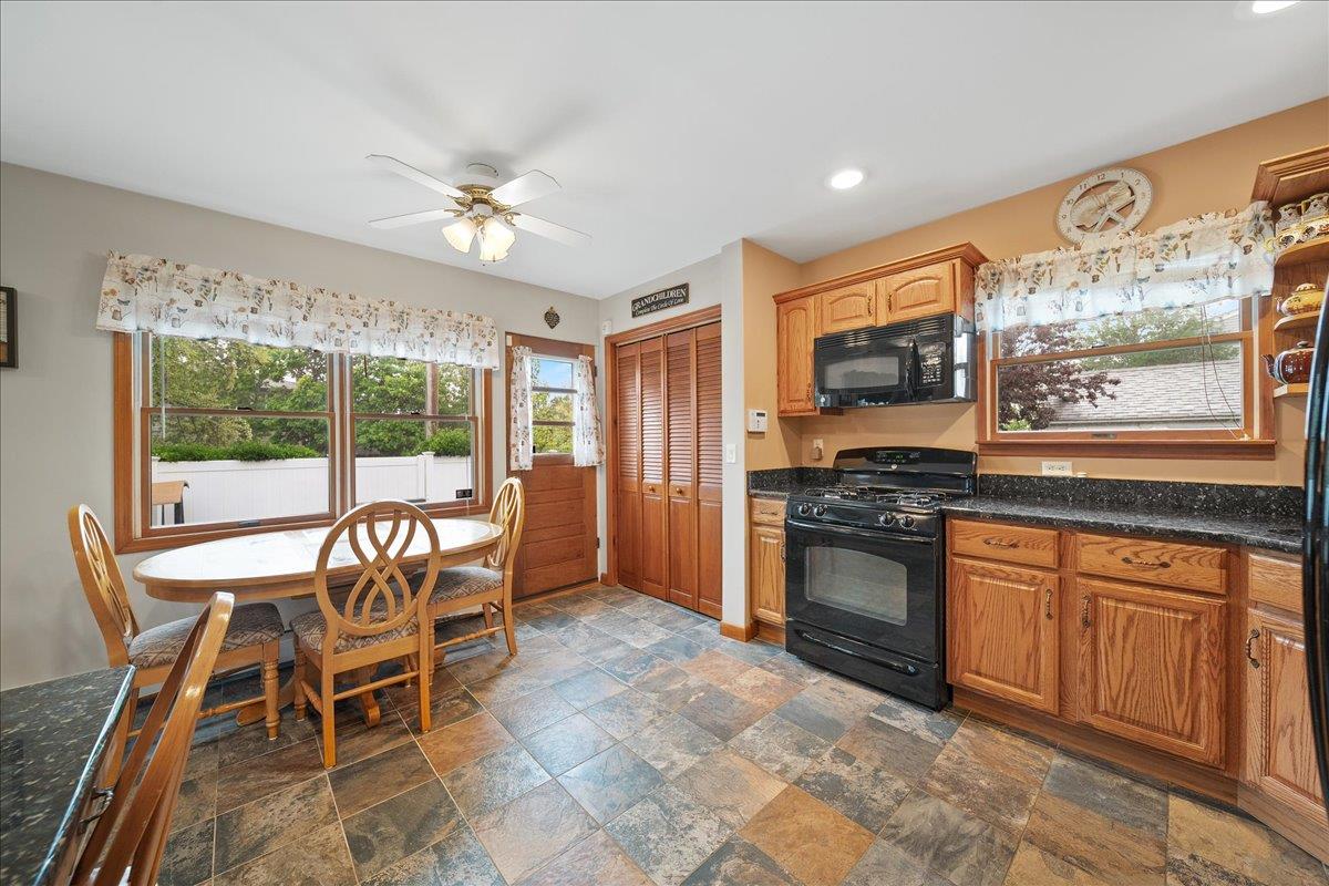 803 Granada Parkway, Lindenhurst, New York image 11