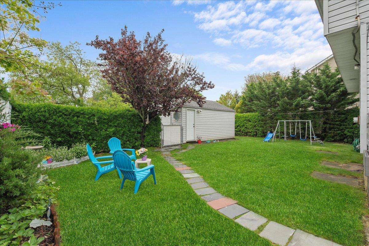 803 Granada Parkway, Lindenhurst, New York image 25