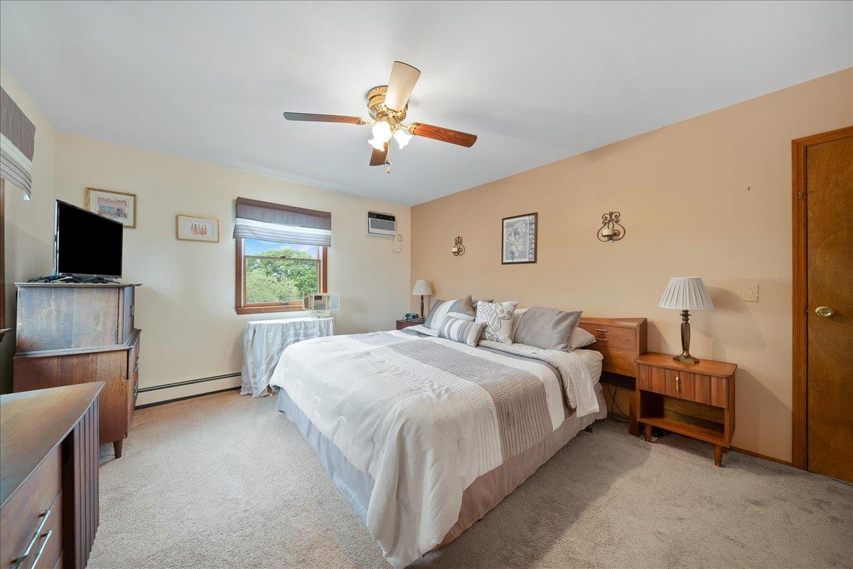 803 Granada Parkway, Lindenhurst, New York image 17