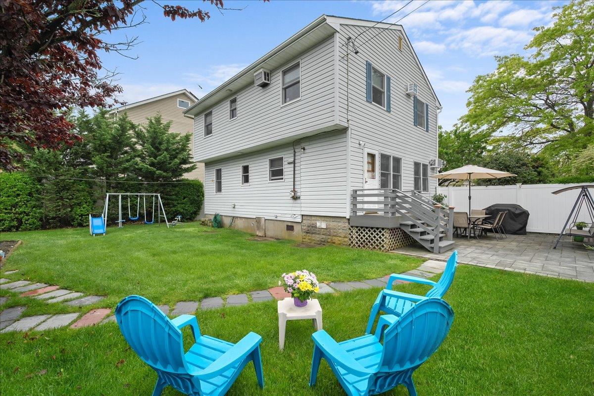 803 Granada Parkway, Lindenhurst, New York image 23