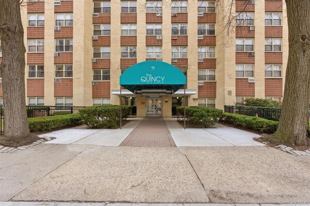 Photo of 11 Park Avenue #4g, Mount Vernon, NY 10550 (MLS # 976170)