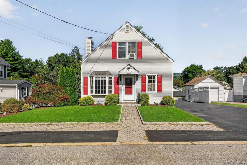 Photo of 210 Tate Avenue, Buchanan, NY 10511 (MLS # 1043013)