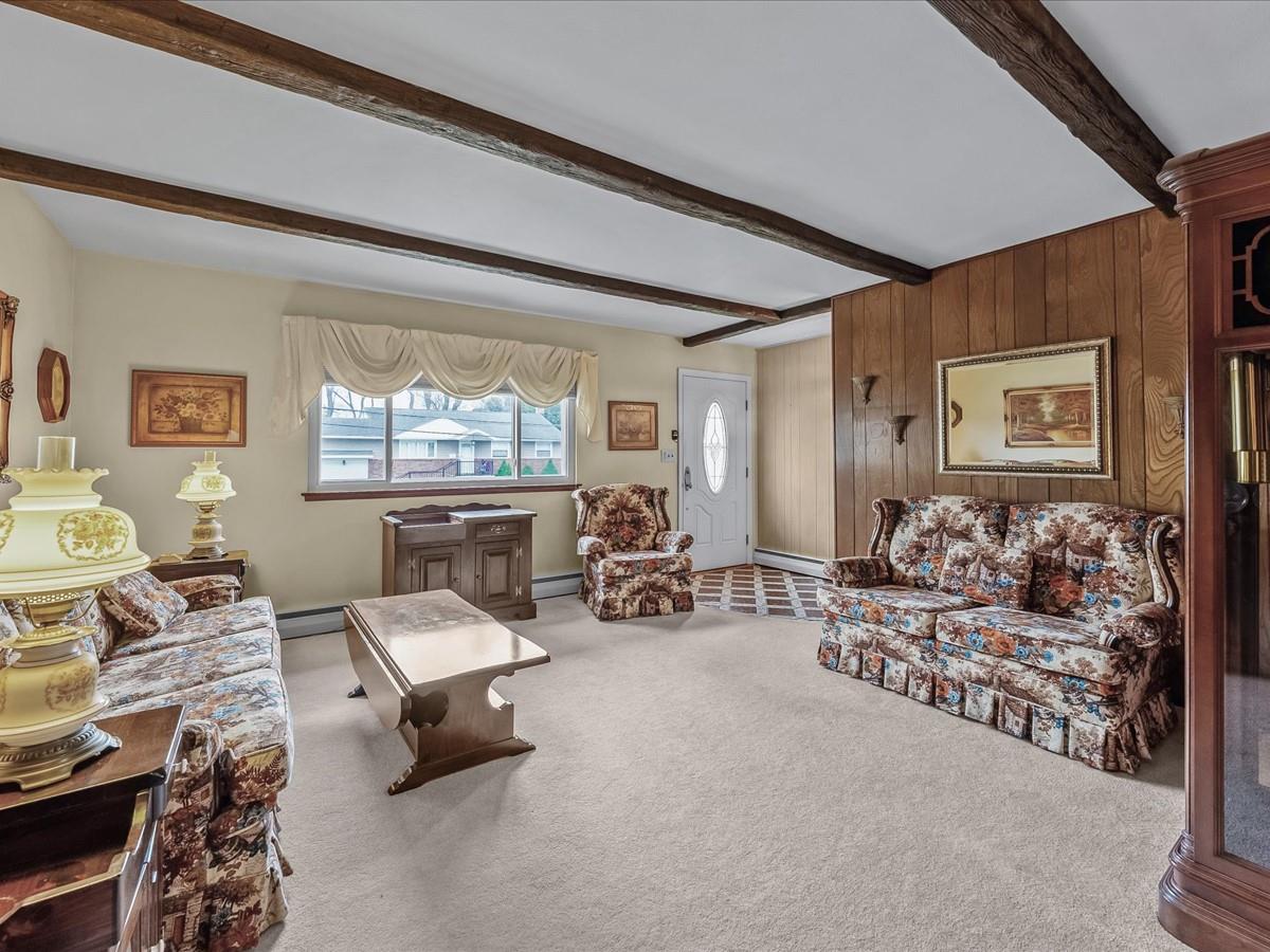 62 Wiltshire Drive, Commack, New York image 7