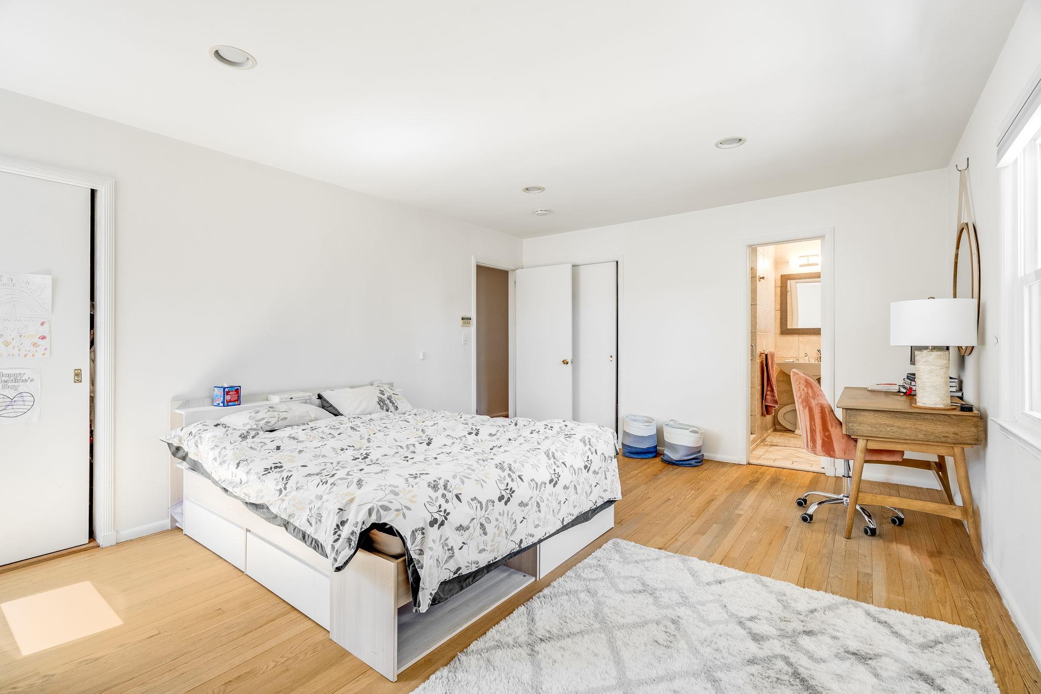 10 Doris Drive, Scarsdale, New York image 7
