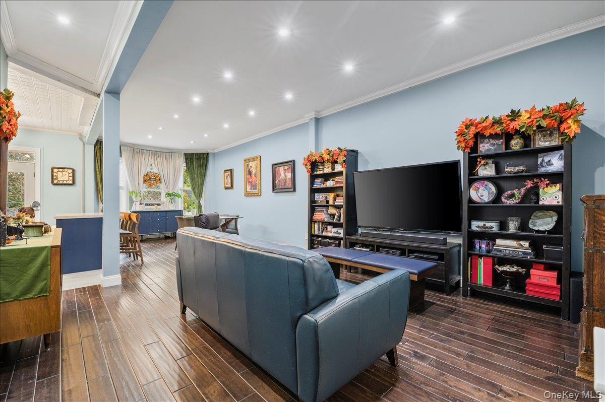 68-15 64th Place 2FAM