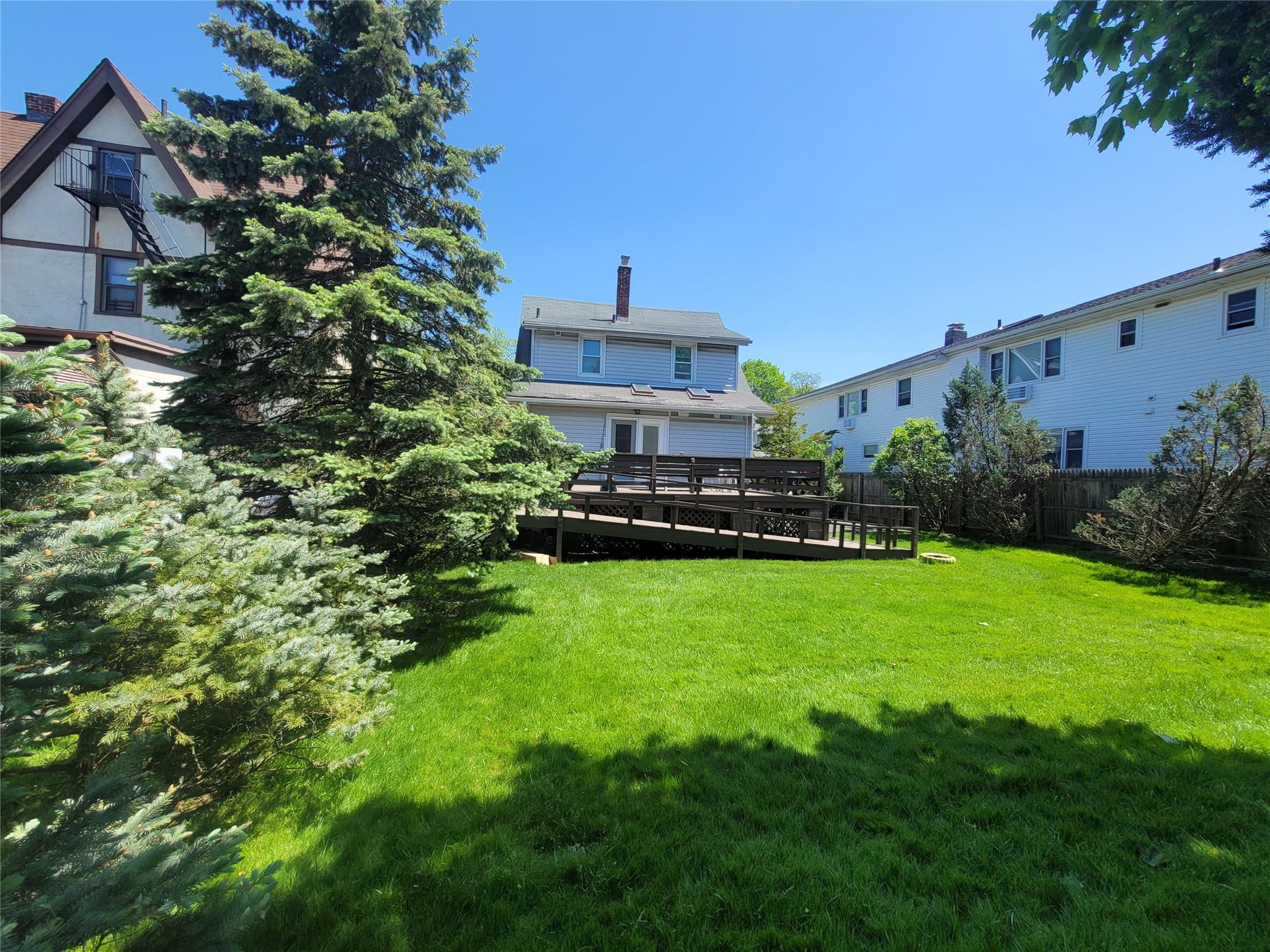 42 Longview Avenue, White Plains, New York image 4