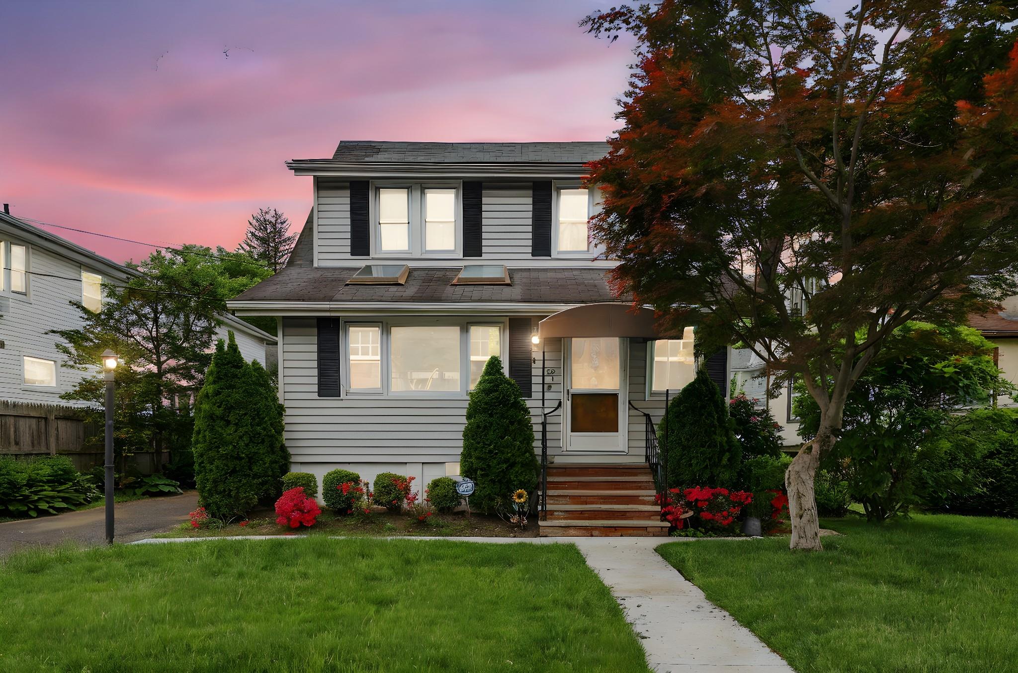 42 Longview Avenue, White Plains, New York image 1