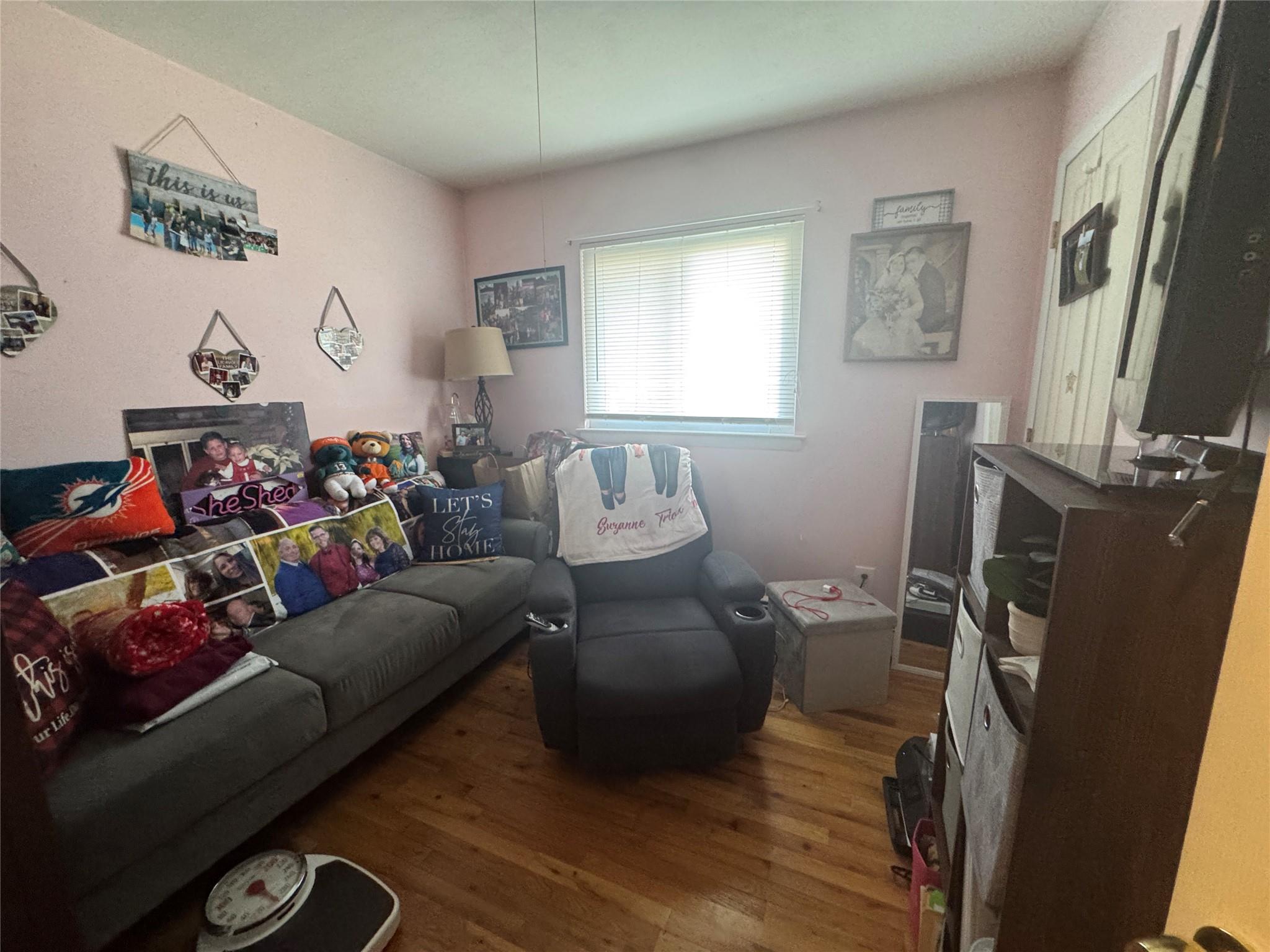 8 King Road, Mastic Beach, New York image 6