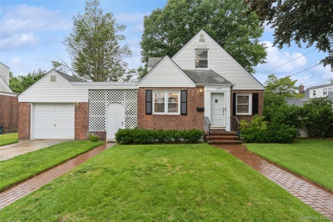 Photo of 1493 New Hyde Park Drive, New Hyde Park, NY 11040 (MLS # 1027981)
