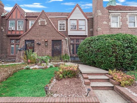 173-17 Sayers Avenue Addisleigh Park NY 11433