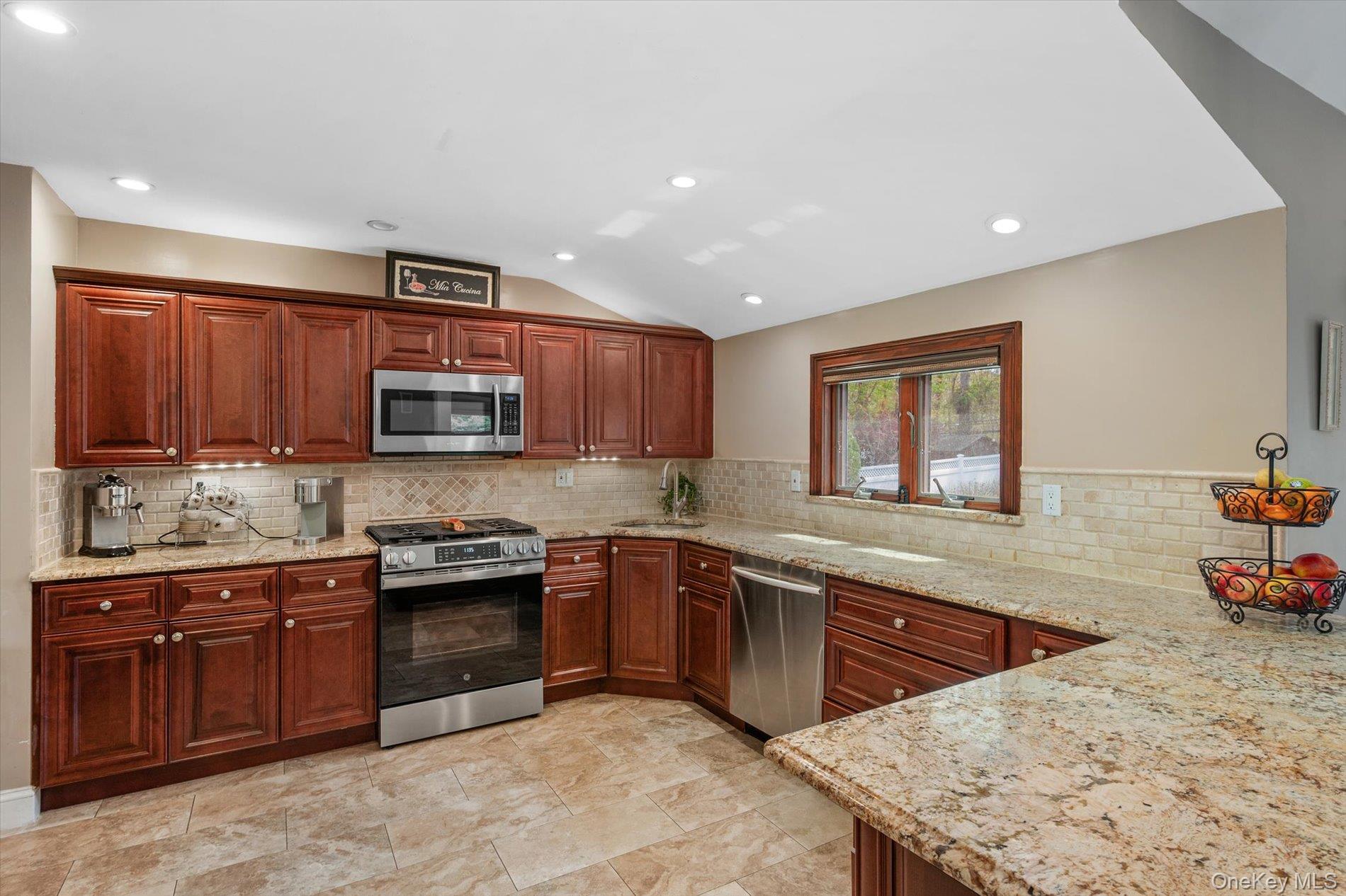 25 Fisher Road