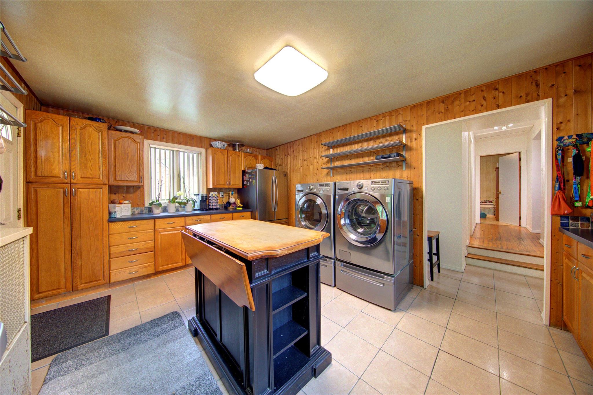 465 Eureka Avenue, Elmont, New York image 10