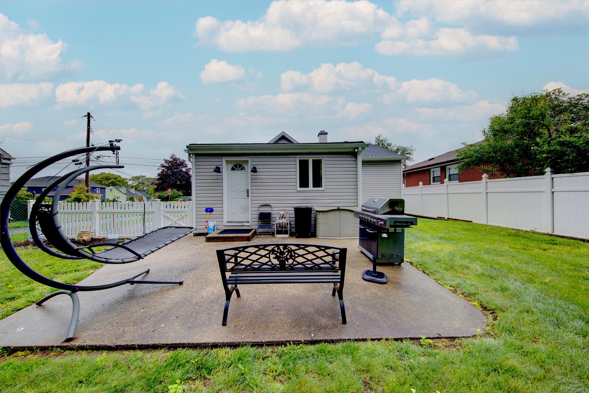 465 Eureka Avenue, Elmont, New York image 20