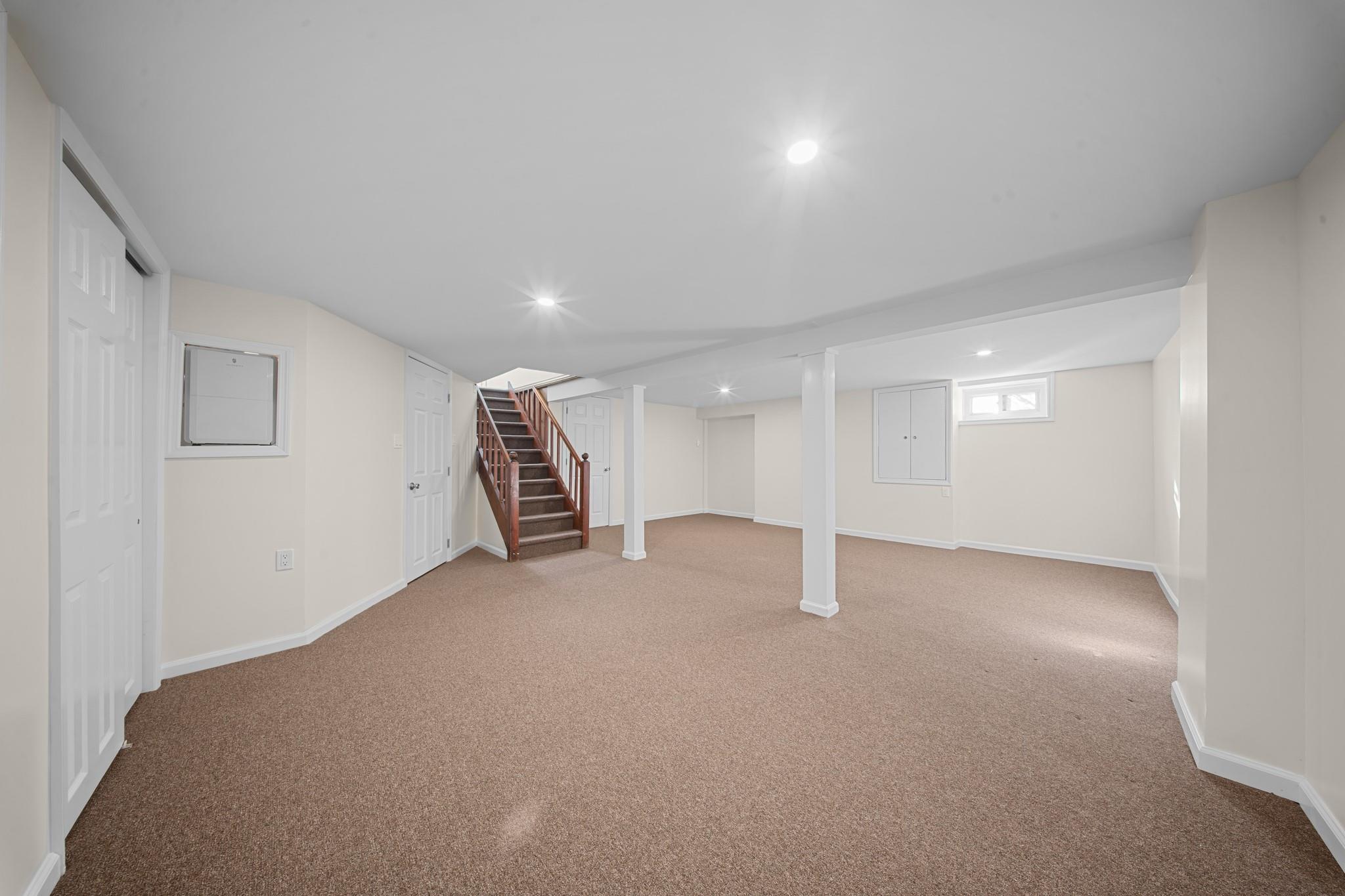 855 Edward Street, North Baldwin, New York image 24