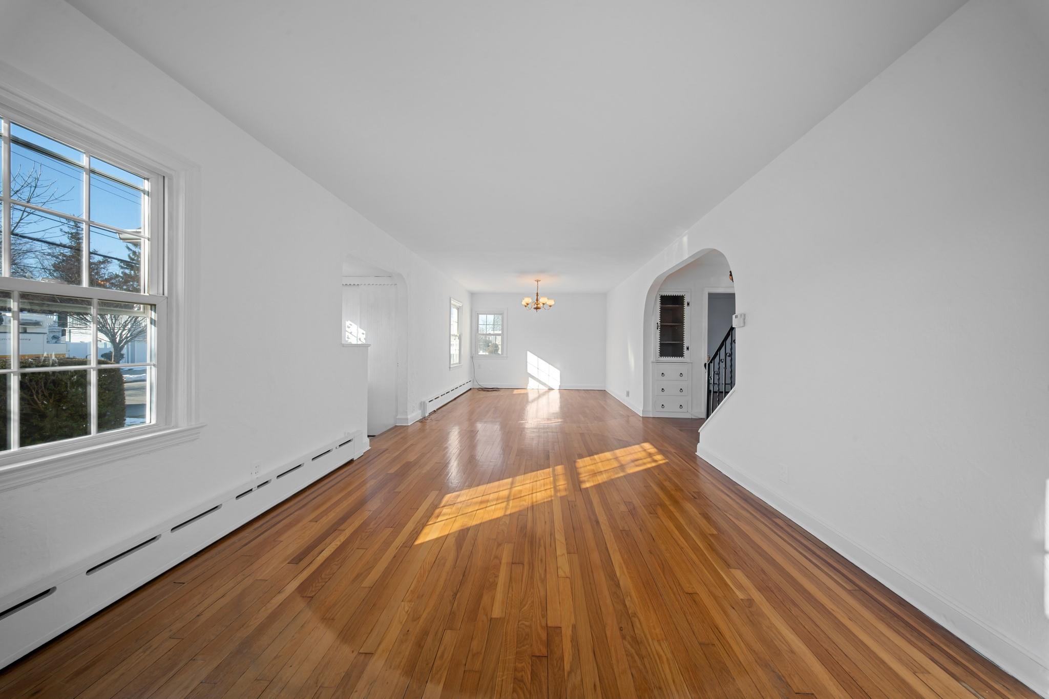 855 Edward Street, North Baldwin, New York image 5