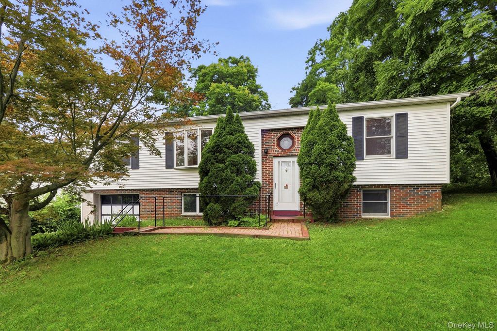Photo of 86 Spackenkill Road, Poughkeepsie, NY 12603 (MLS # 1029540)
