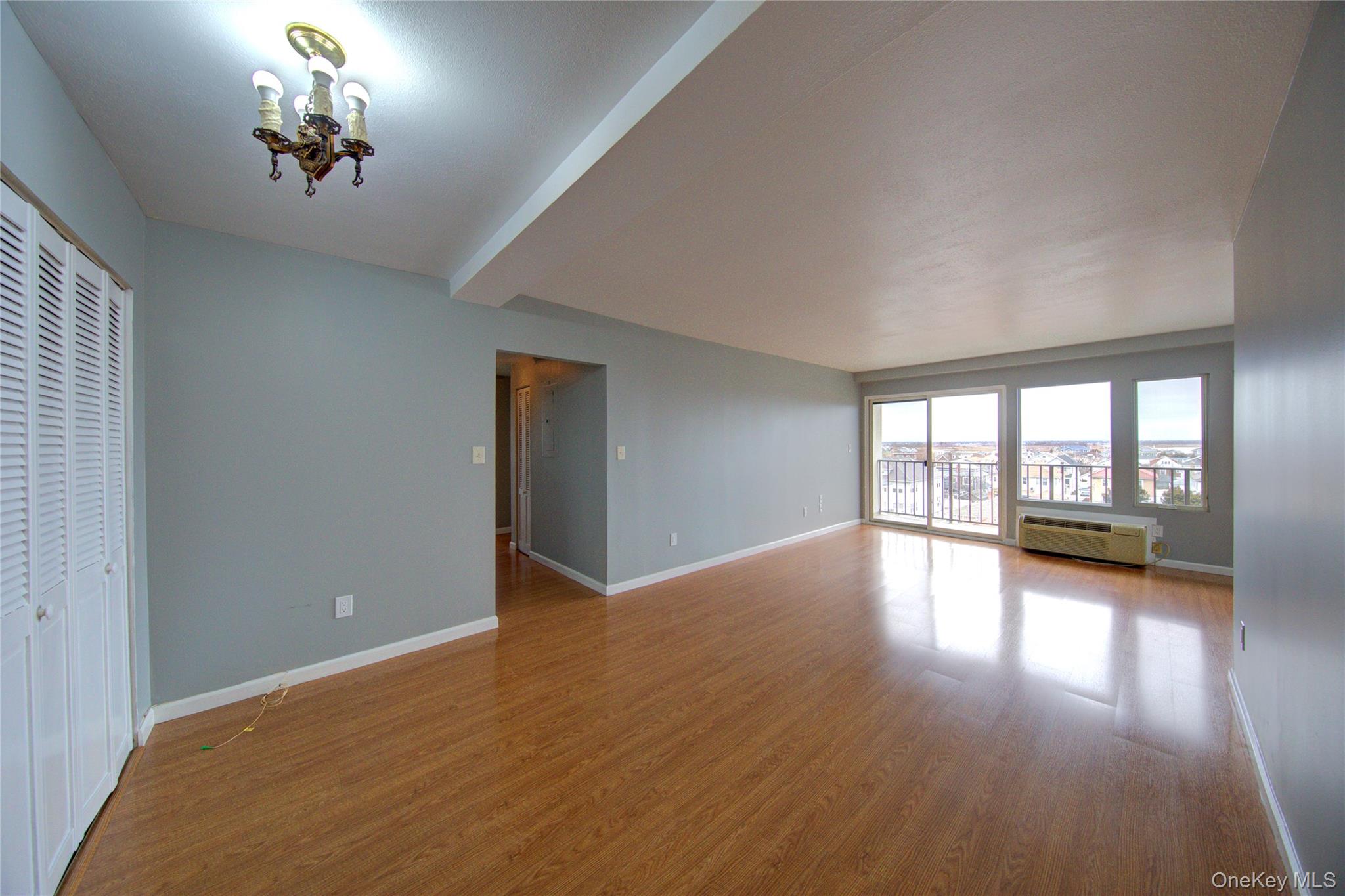 235 W Park Avenue 403