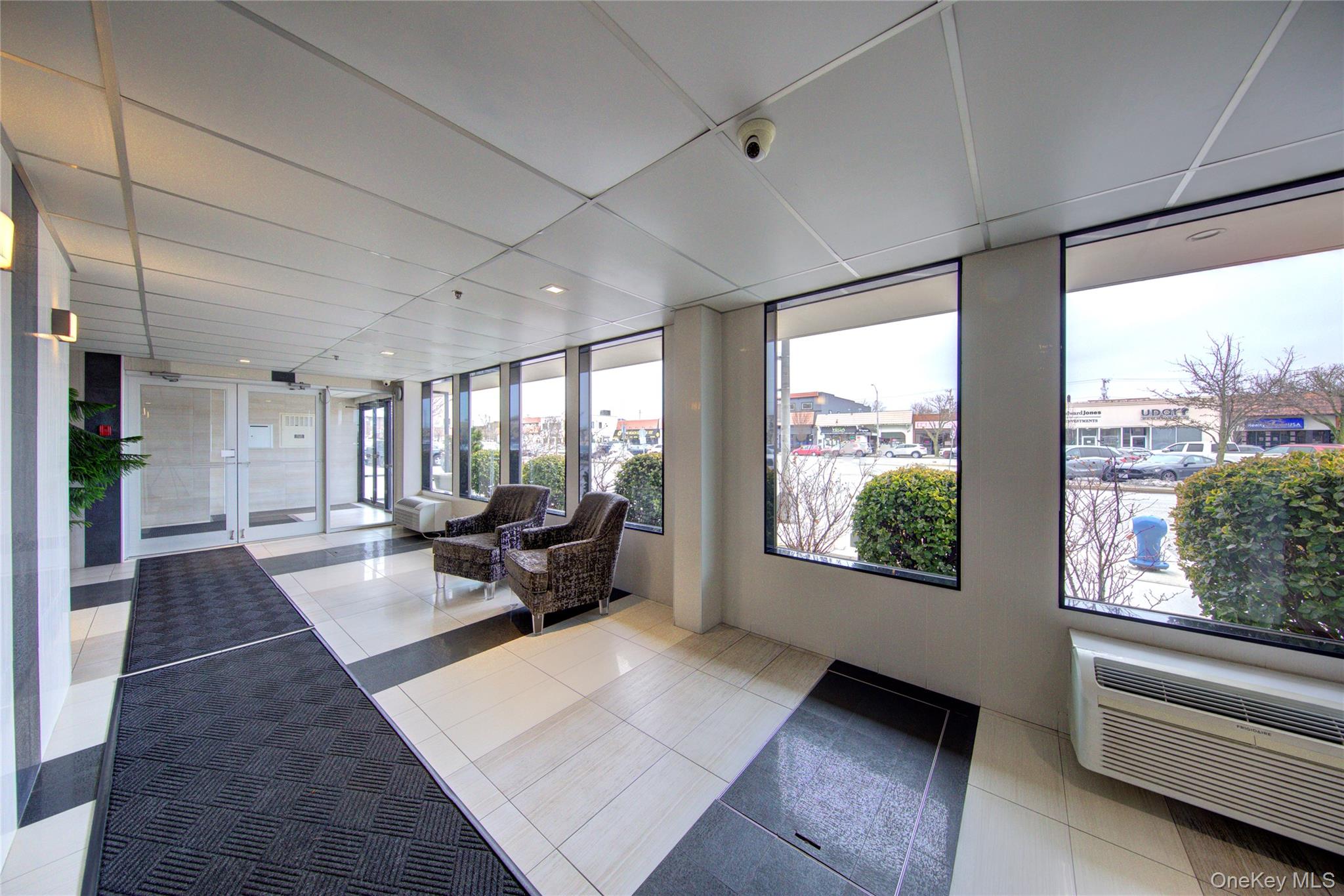 235 W Park Avenue 403