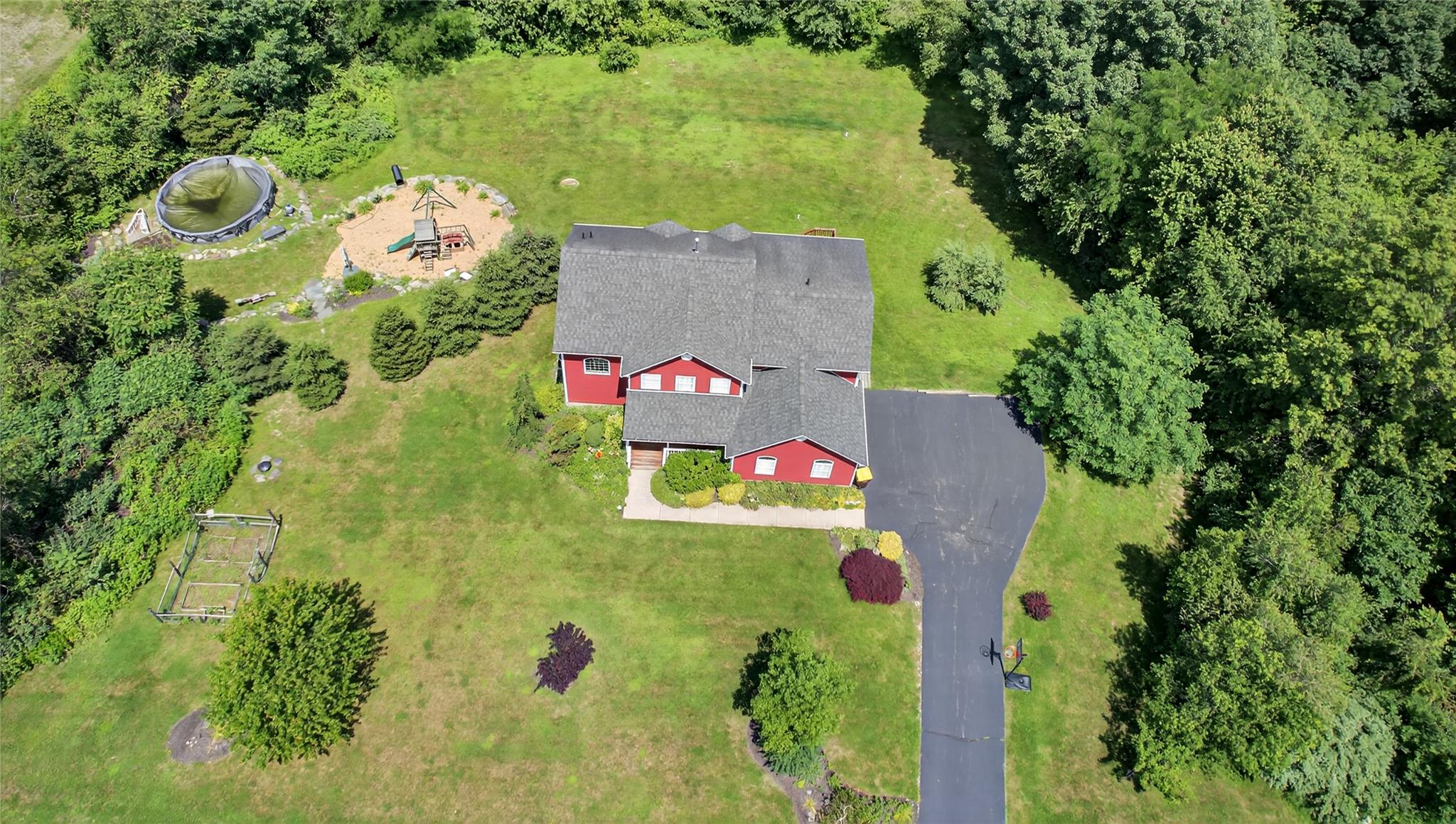2 Primrose Lane
