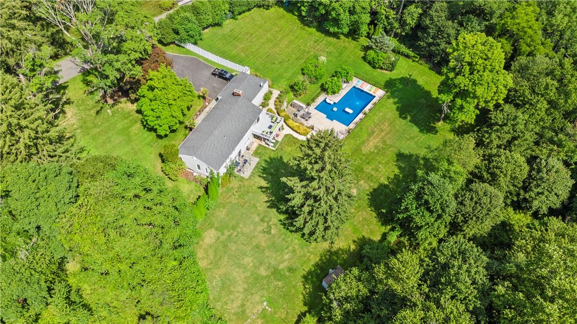 140 Old Farm Road, Pleasantville, New York image 3
