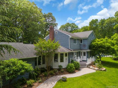 Homes For Sale - 240 Kohr Road<br/> Kings Park, NY 11754