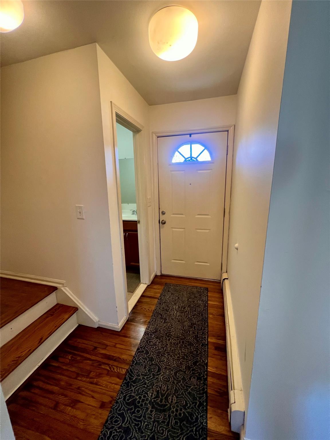 Rental Property at Sycamore Drive, Beacon, New York - Bedrooms: 2 
Bathrooms: 2 
Rooms: 4  - $2,900 MO.