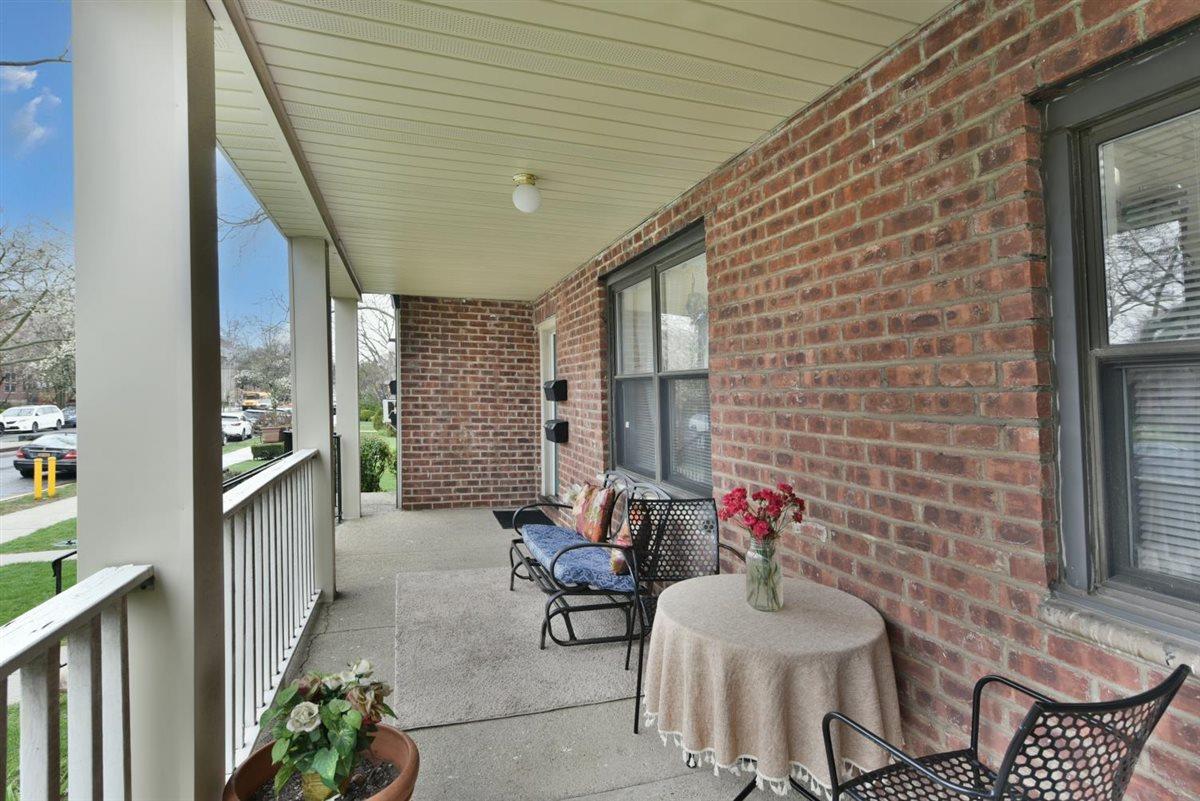 196-65 69th Avenue #1 FL, Fresh Meadows, New York image 4