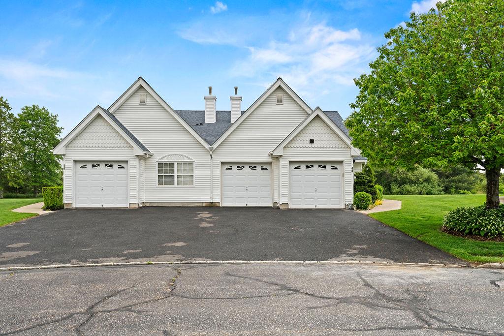 43 Summerfield Lane #43, Aquebogue, New York image 2