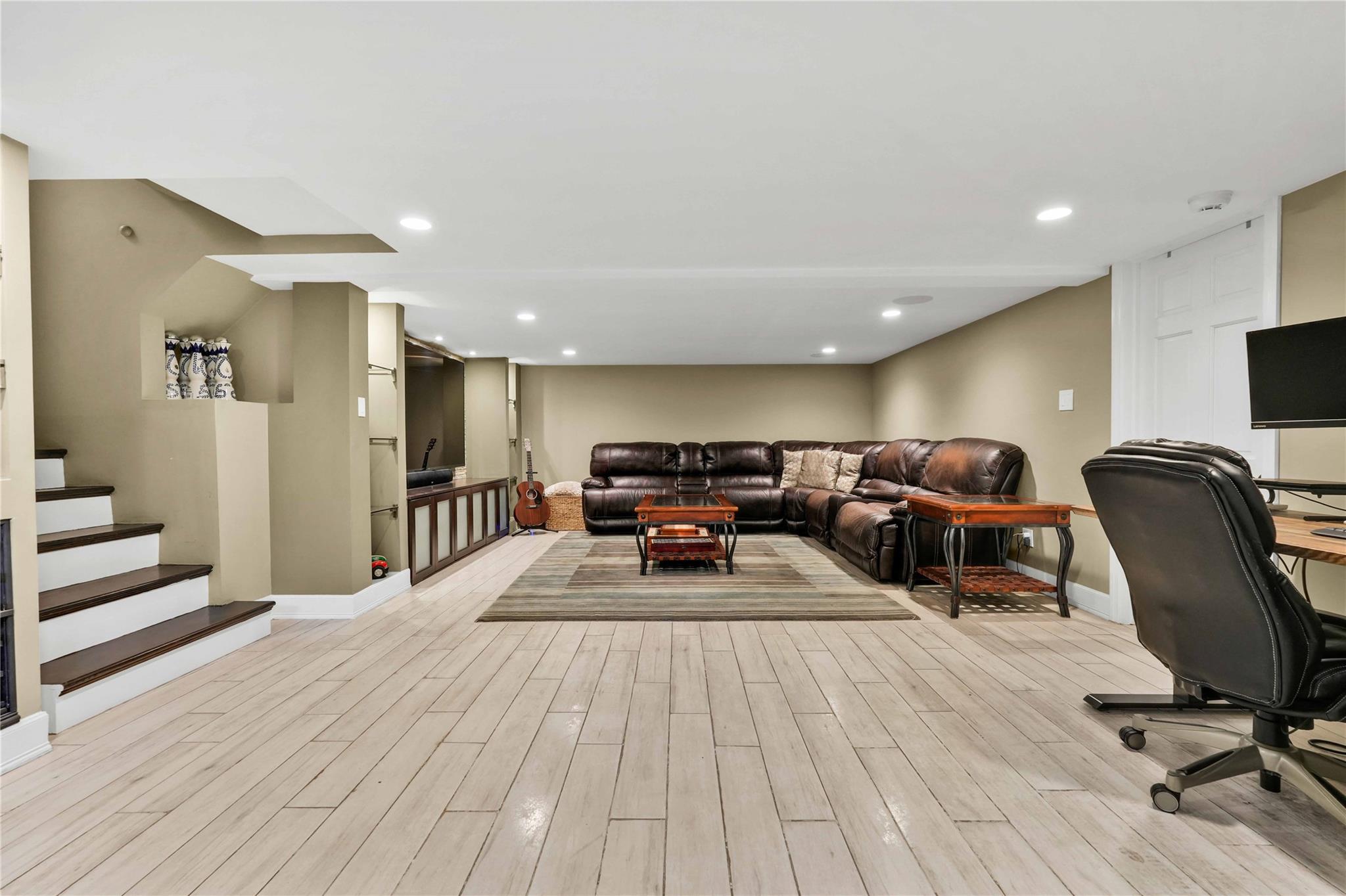 69 Bankside Drive, Centerport, New York image 28