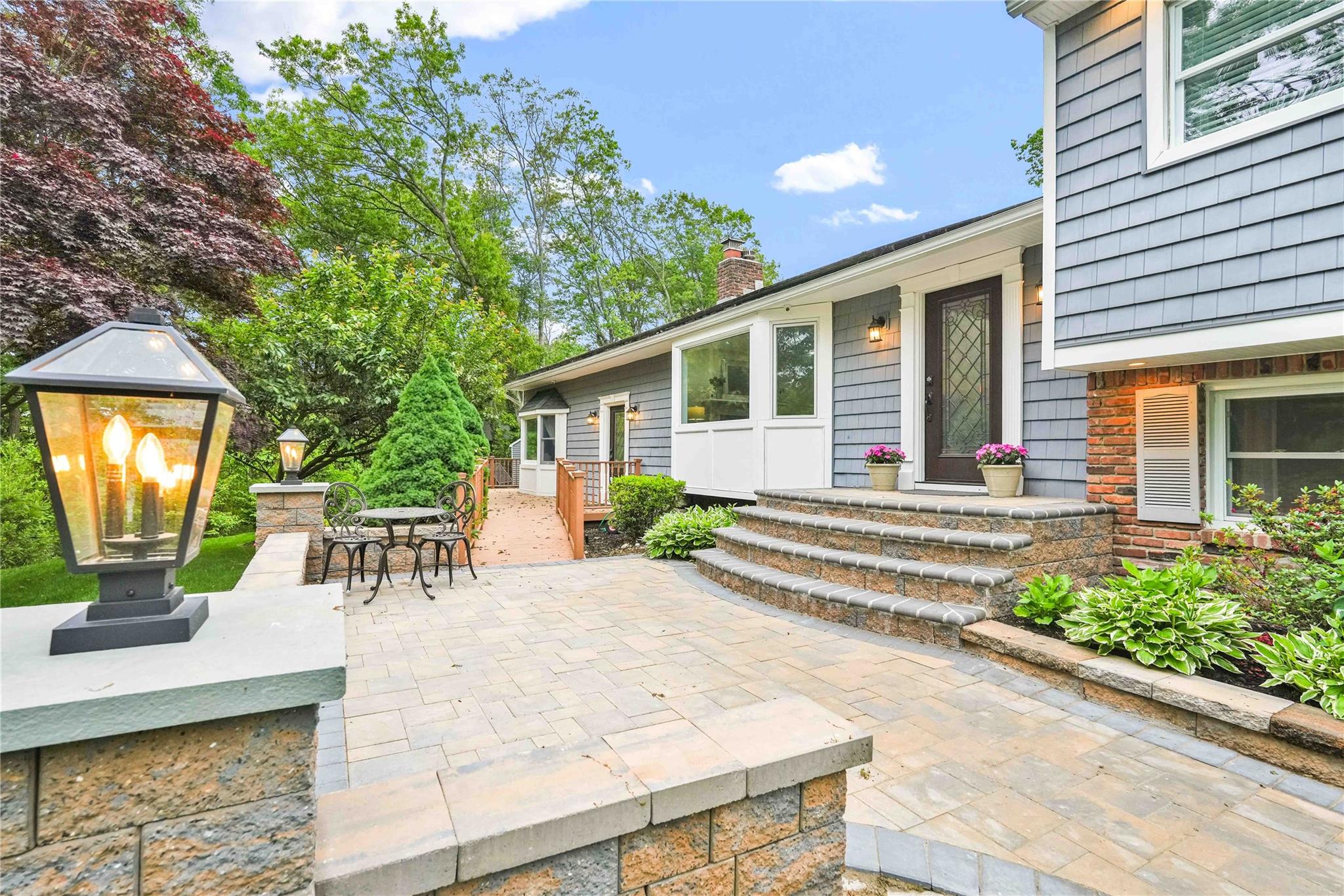 69 Bankside Drive, Centerport, New York image 2