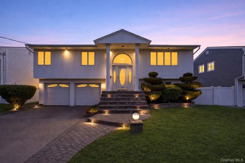 3727 Oceanside Road E Oceanside NY 11572