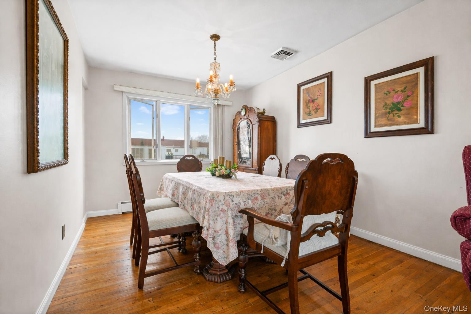 3727 Oceanside Road E