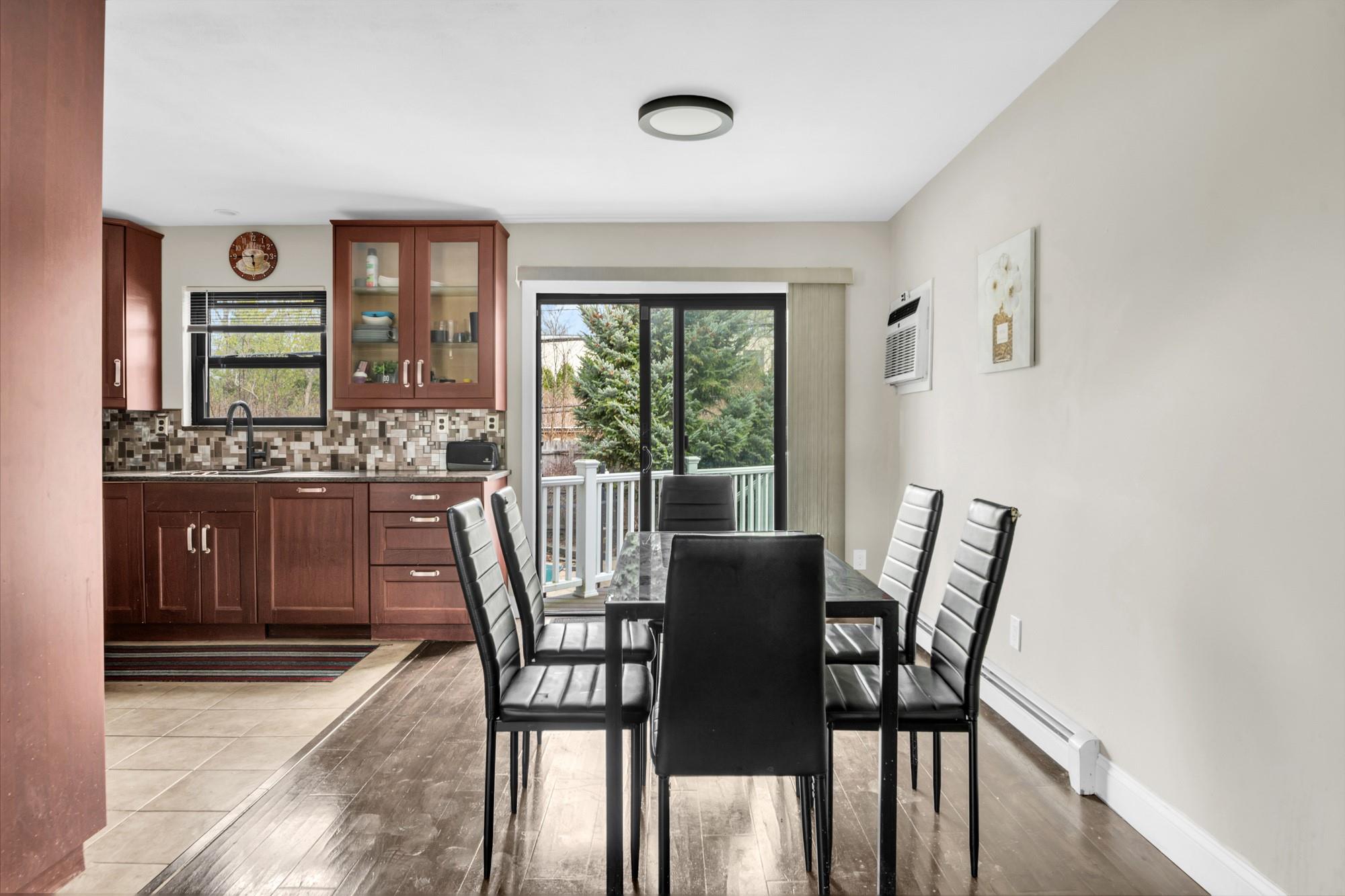 3 Madsen Lane, East Northport, New York image 6