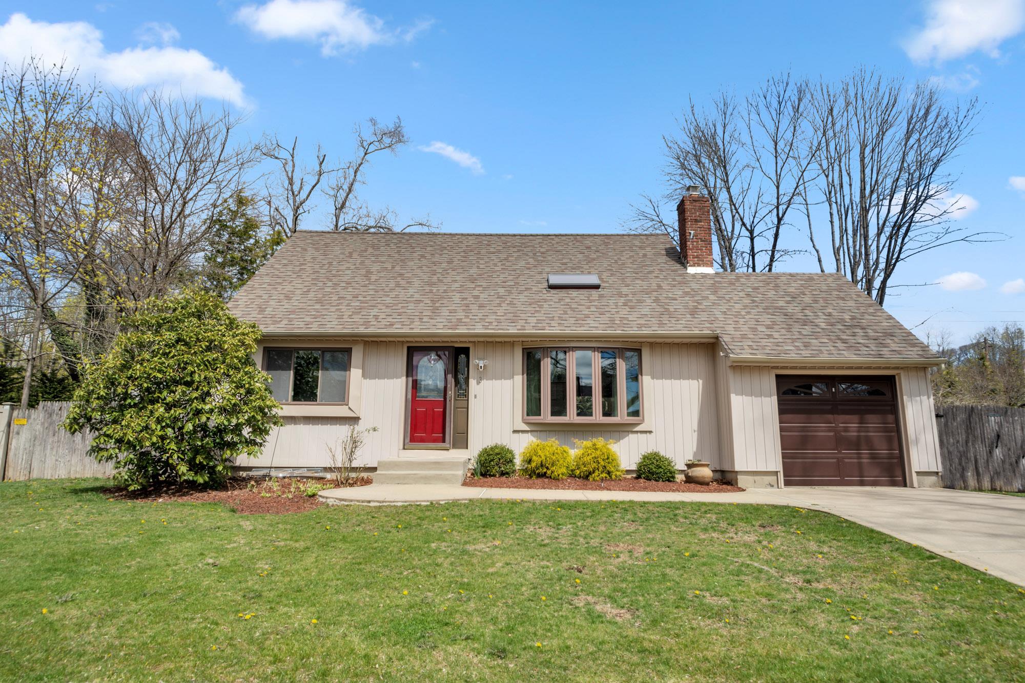 3 Madsen Lane, East Northport, New York image 23
