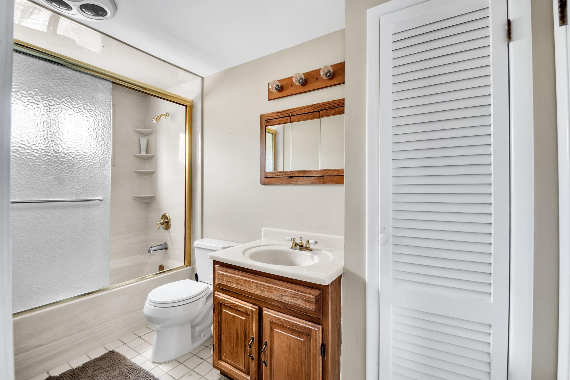 3 Madsen Lane, East Northport, New York image 21