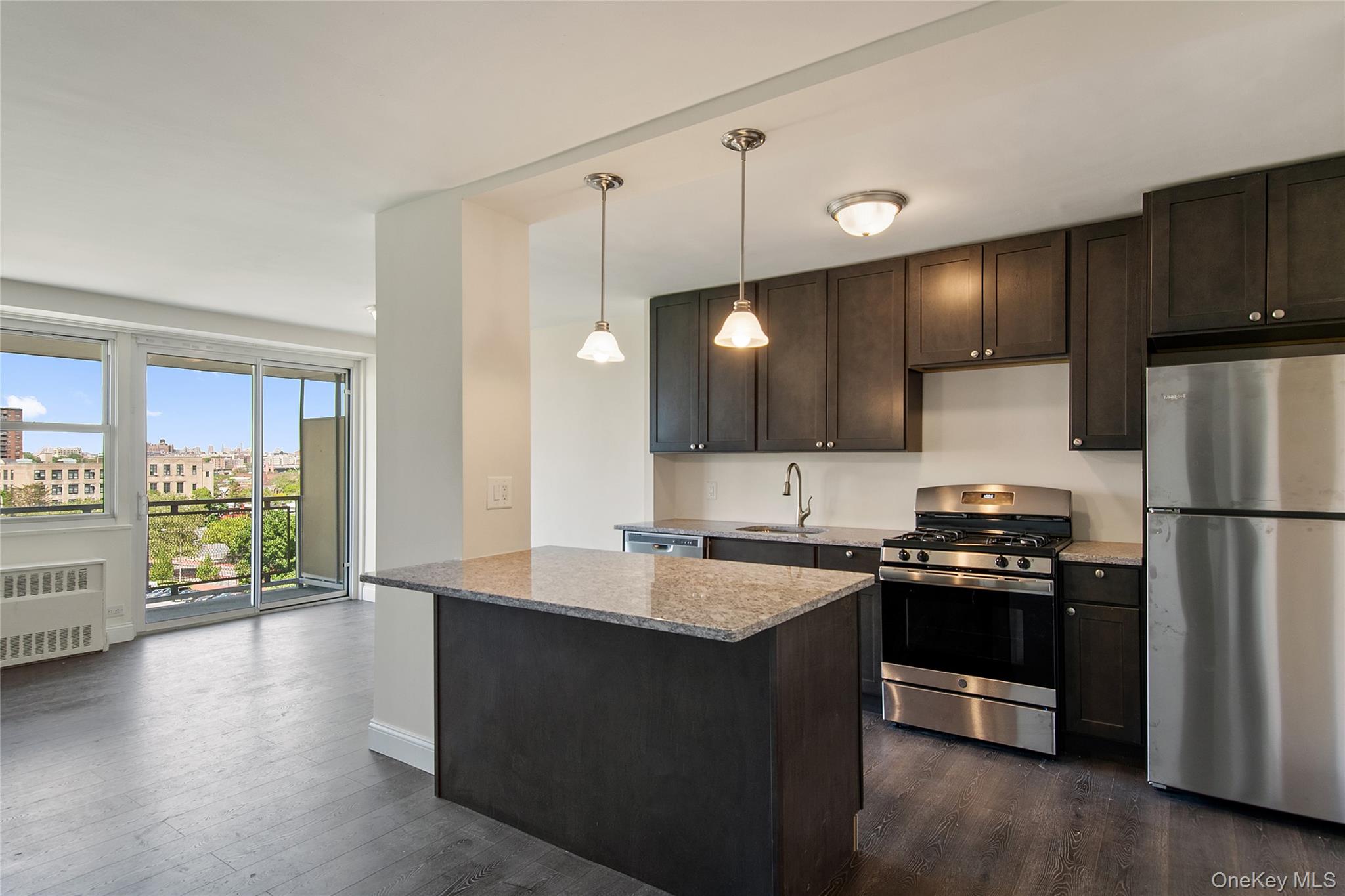 875 Morrison Avenue 8K
