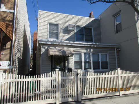 Multifamily For Sale - 6031 56th Drive<br/> Queens County, Maspeth, NY 11378
