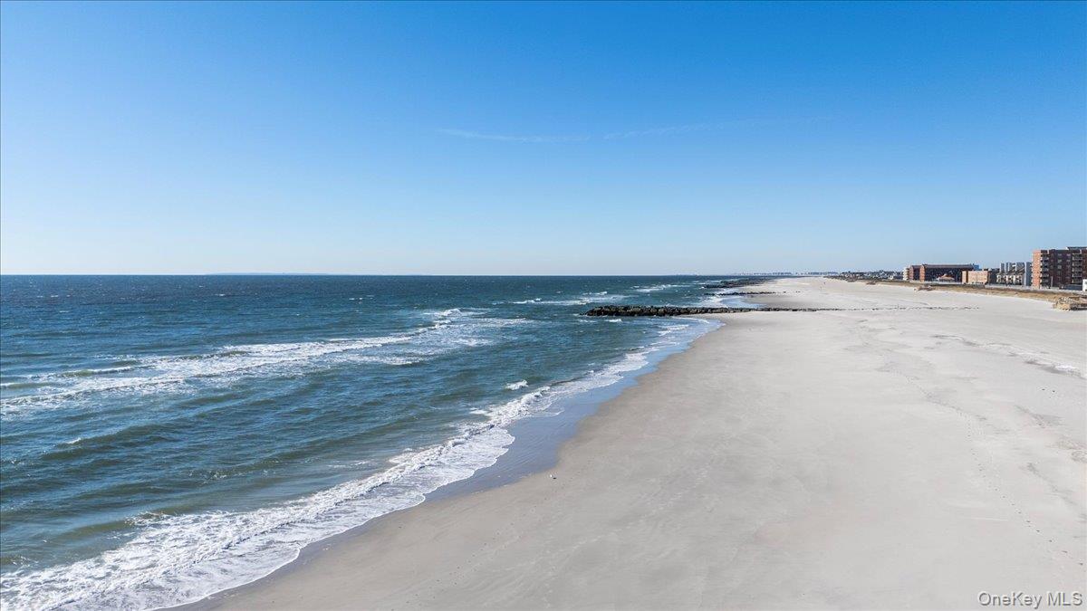 Lido Beach, New York 11561, United States, 3 Bedrooms Bedrooms, ,4 BathroomsBathrooms,Residential,Active,161596