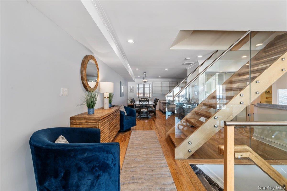 Lido Beach, New York 11561, United States, 3 Bedrooms Bedrooms, ,4 BathroomsBathrooms,Residential,Active,161596