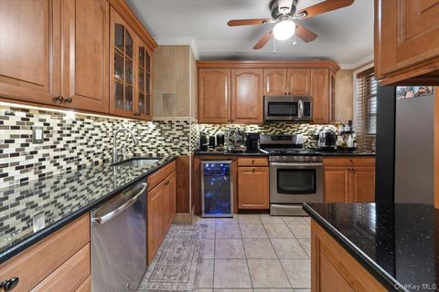 Homes For Sale - 5 Sadore Lane #5P<br/> Yonkers, NY 10710