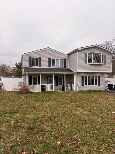 111 Fuller Avenue Islip NY 11751