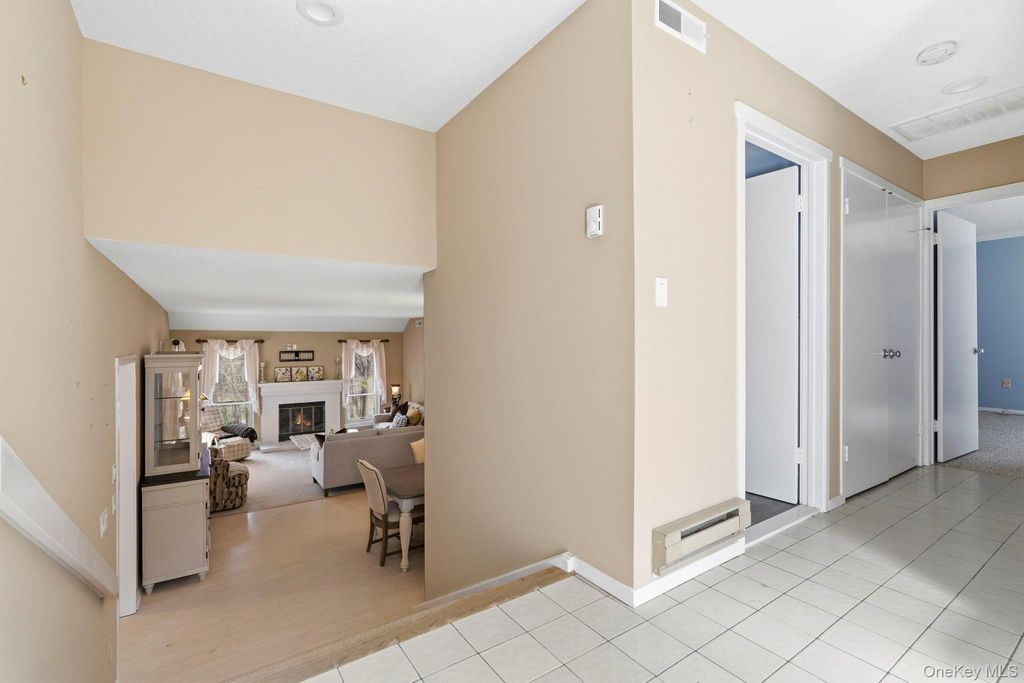 Photo of 342 Heritage Hills #B, Somers, NY 10589 (MLS # 986235)