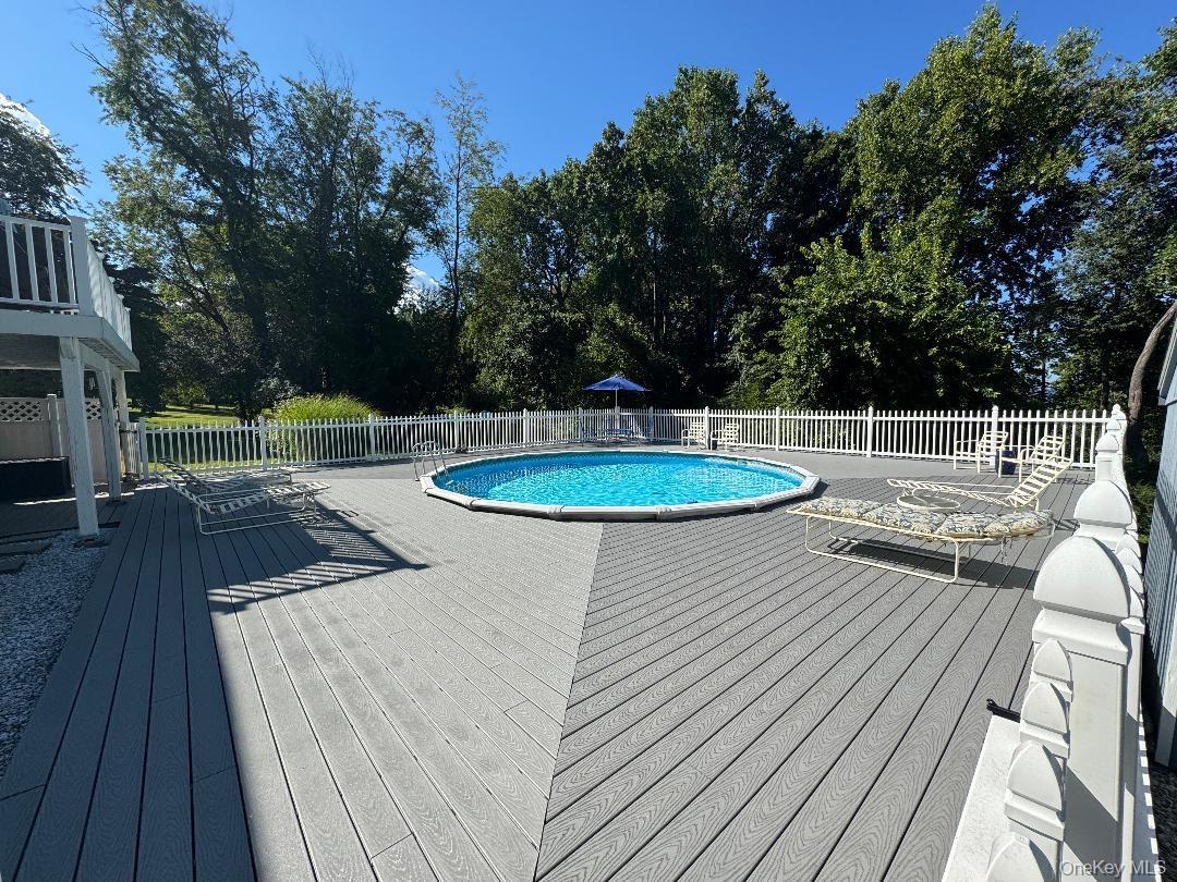 Stormville, New York 12582, United States, 3 Bedrooms Bedrooms, ,3 BathroomsBathrooms,Residential,Active,202596