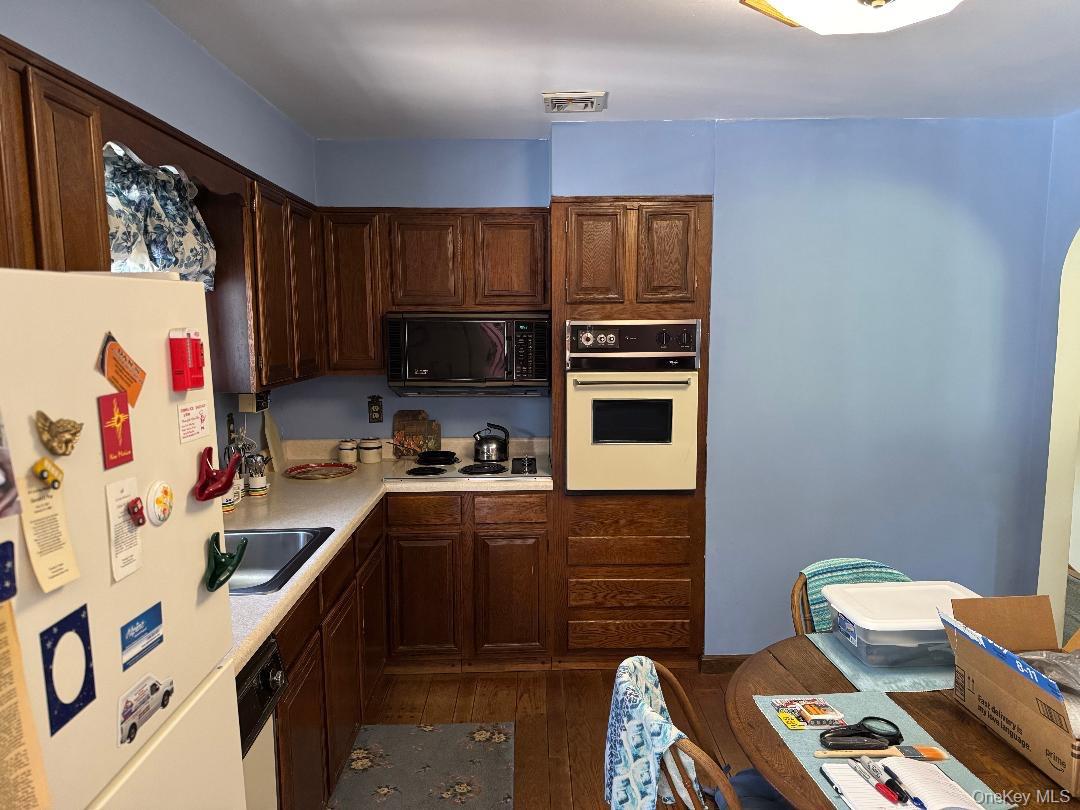 Stormville, New York 12582, United States, 3 Bedrooms Bedrooms, ,3 BathroomsBathrooms,Residential,Active,202596